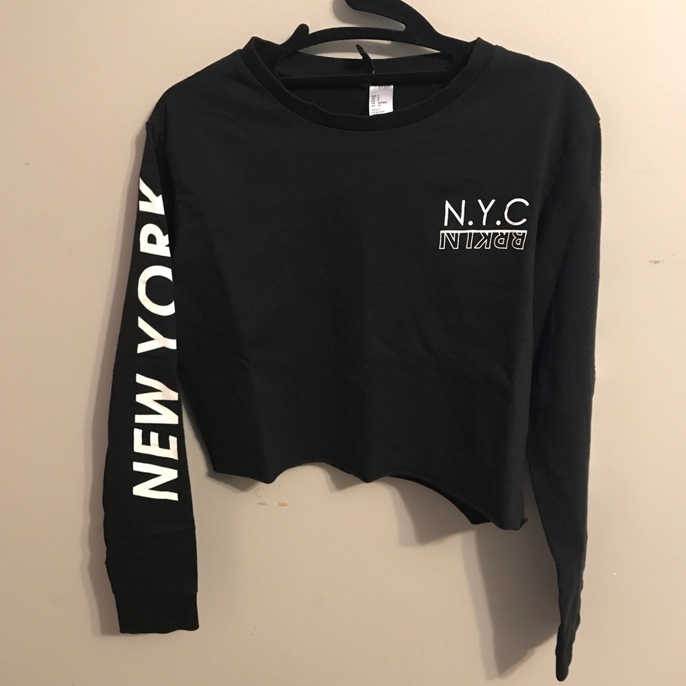Cropped long sleeve